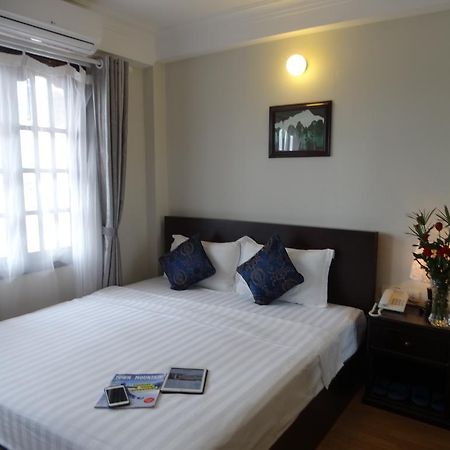Pho Bien Hotel Nha Trang Exteriör bild