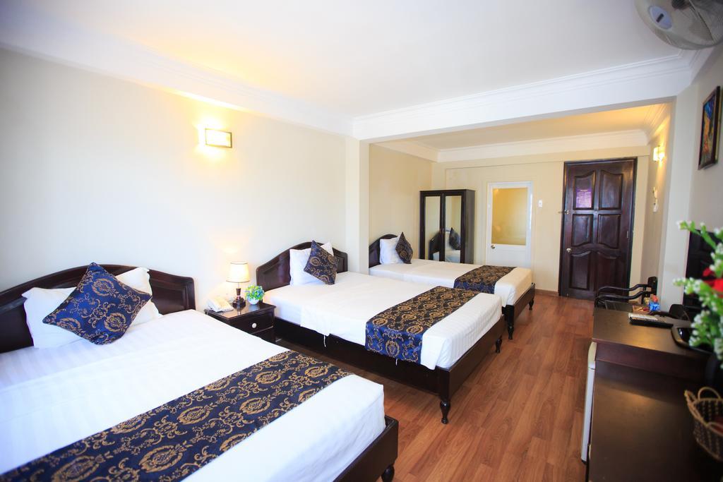Pho Bien Hotel Nha Trang Exteriör bild
