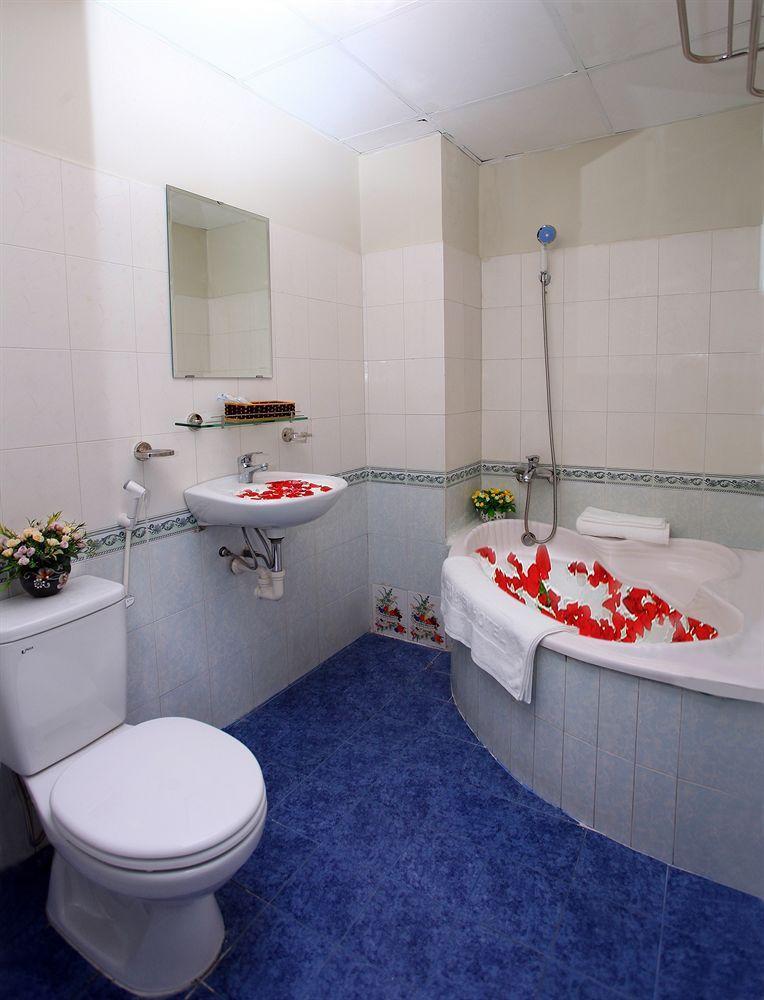 Pho Bien Hotel Nha Trang Exteriör bild