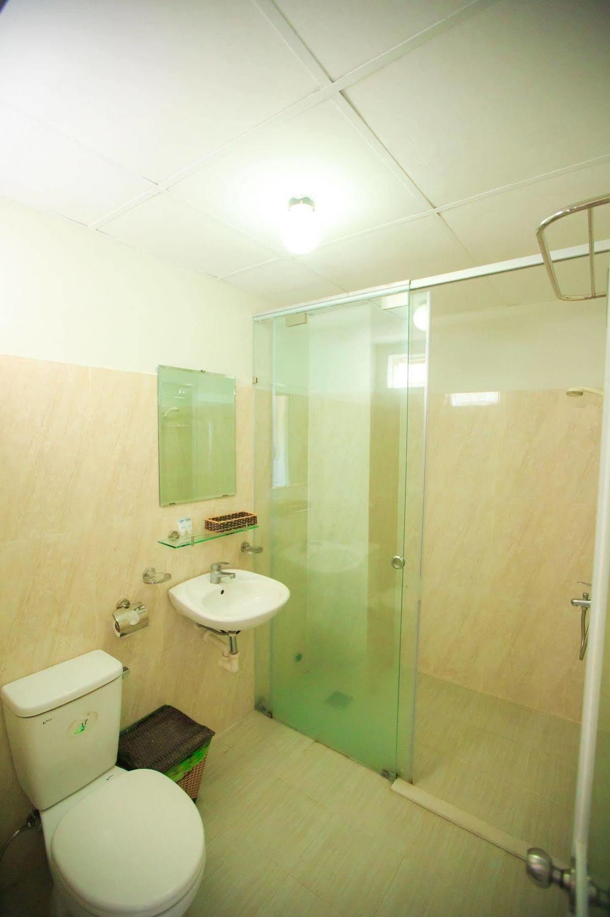 Pho Bien Hotel Nha Trang Exteriör bild