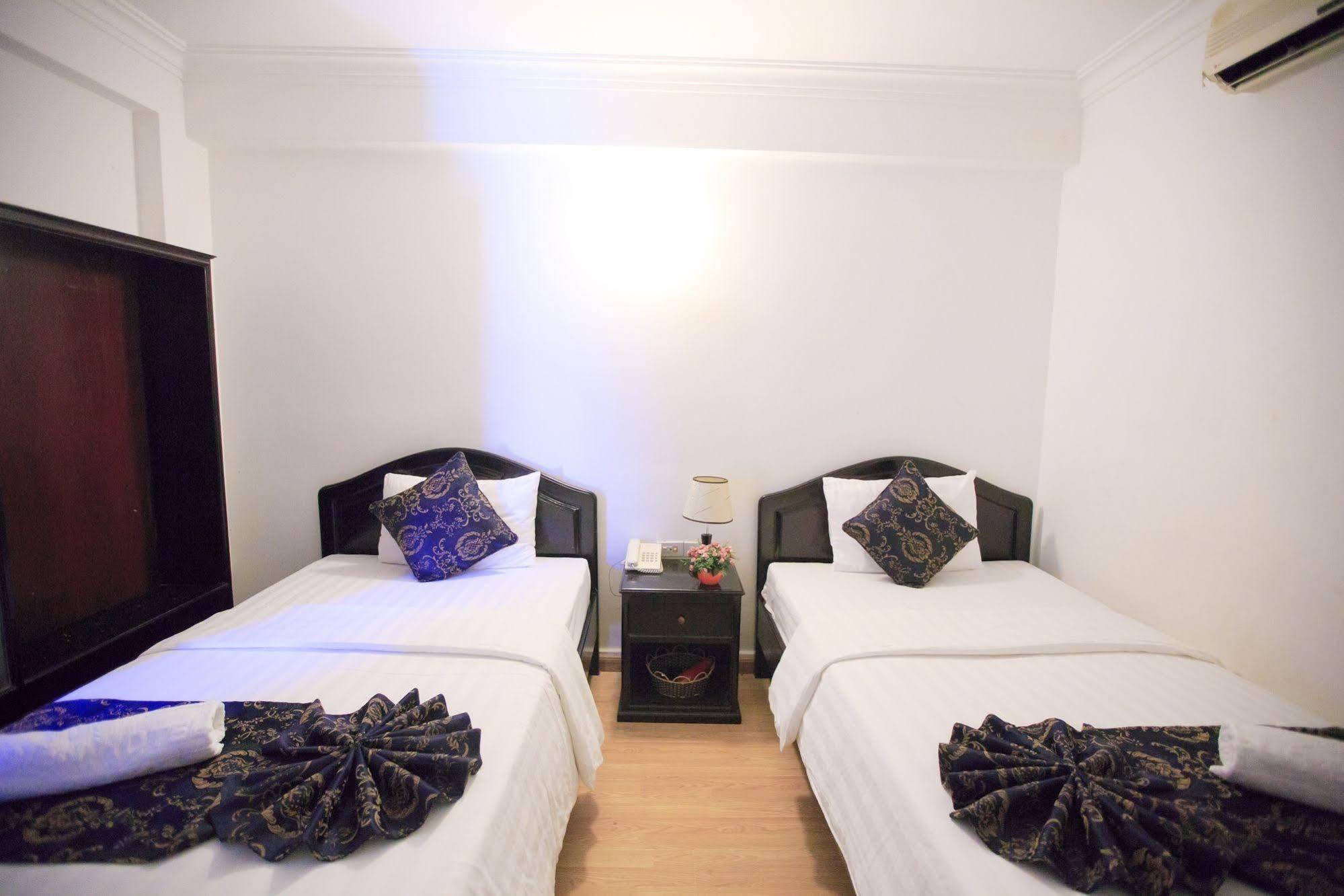 Pho Bien Hotel Nha Trang Exteriör bild