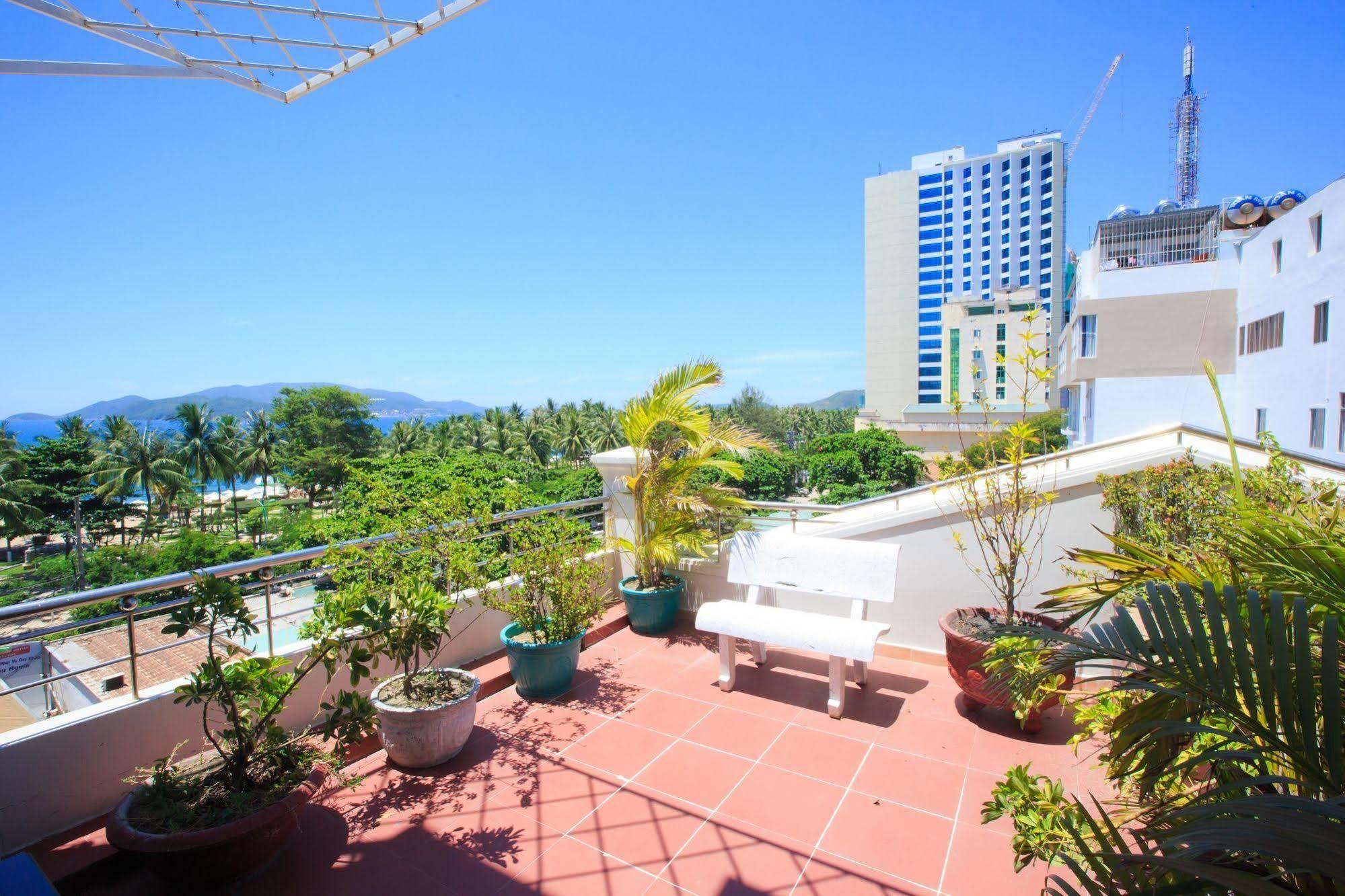 Pho Bien Hotel Nha Trang Exteriör bild